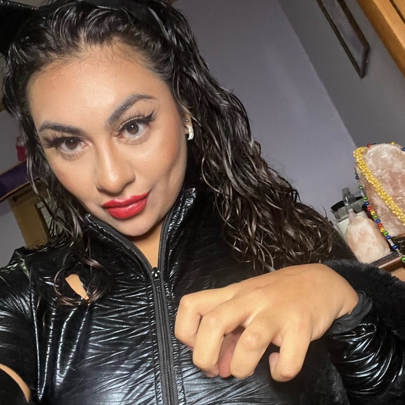 Meet your Posher, Diana - Picture 4 of 4